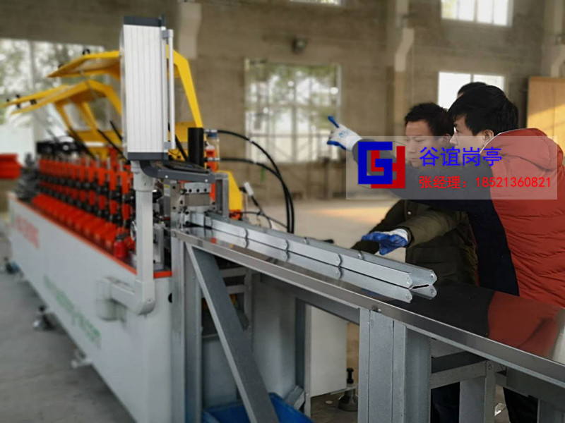 輕鋼龍骨設(shè)備